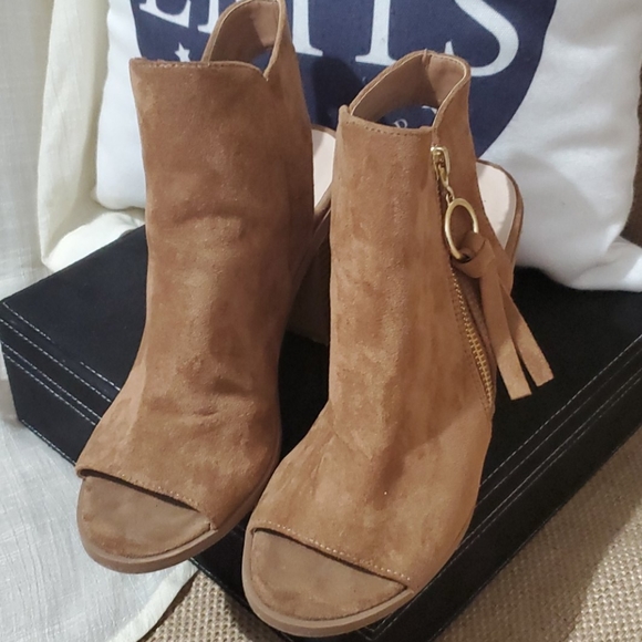 Forever 21 Shoes - Wedges